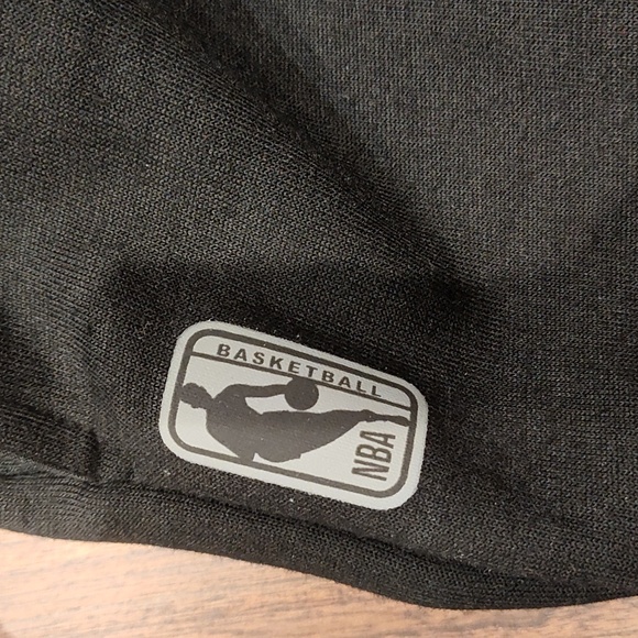 Two piece boys sweat shirt and pants set size 10-12 NBA - Picture 6 of 7